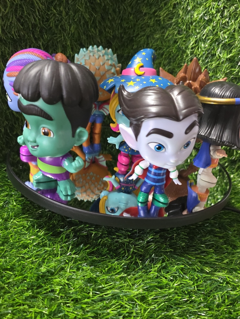 Hasbro PLAYSKOOL Netflix SUPER MONSTERS Toys
